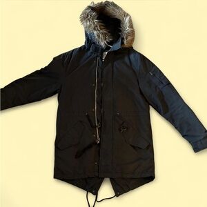 Alpha Industries black parka men’s size small